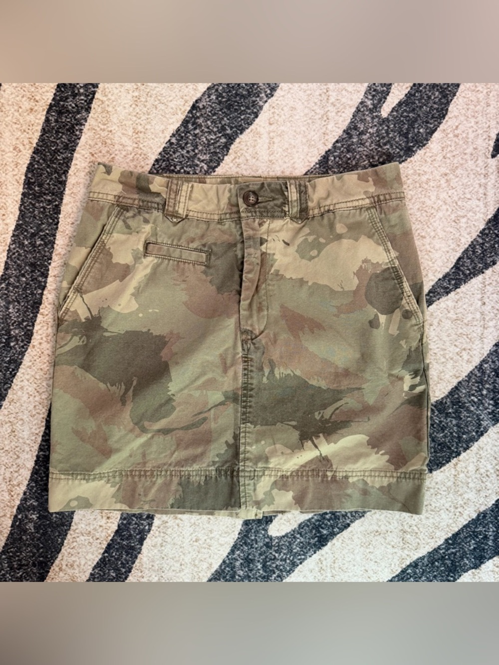 Sz 1 Y2K Gap Green Camo Mini Skirt Preppy Utility